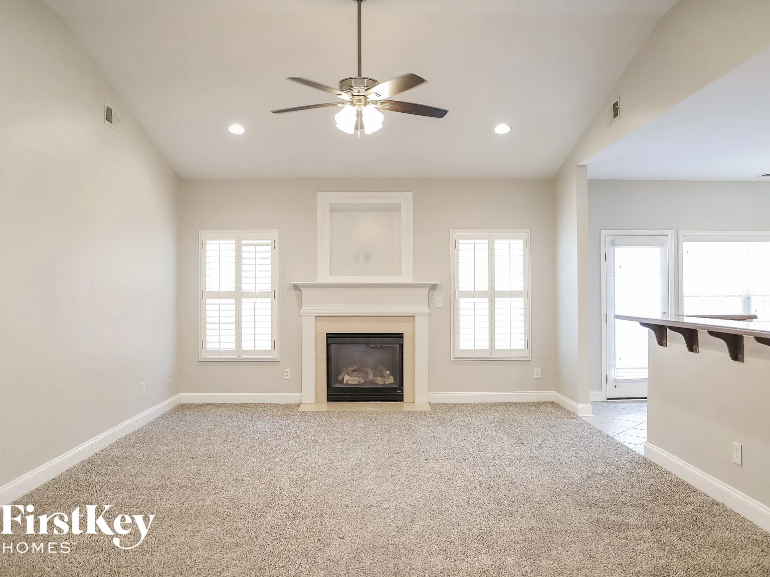 3 bed, 2.5 bath, 2470 sqft, $2,945 — Photo 3