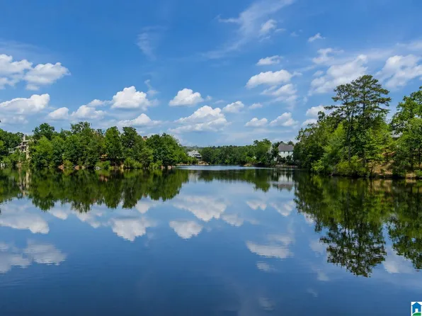 4925 Reynolds Ln, Vestavia, AL 35242