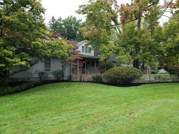 926 Tibbetts Wick Rd