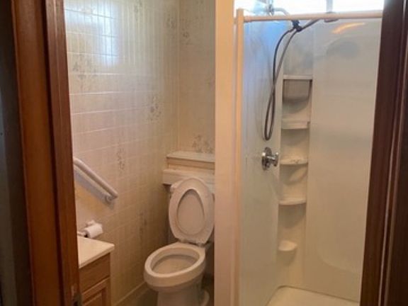 5th image of 53 Clayton St Floor 1