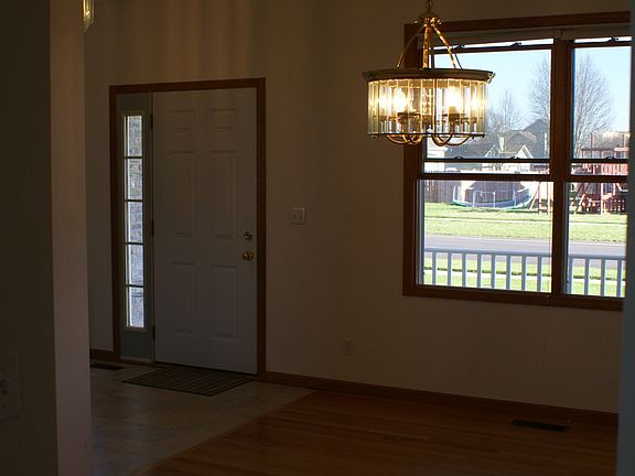 5th image of 3900 Michelle Dr