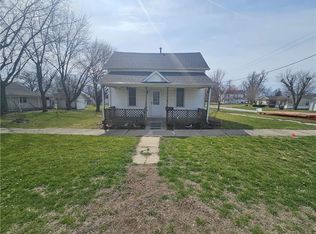302 E Bird St, Hamilton, MO 64644
