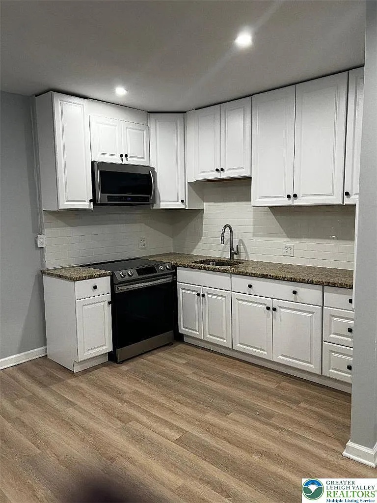 2 bed, 1.0 bath, 800 sqft, $1,400 — Photo 4