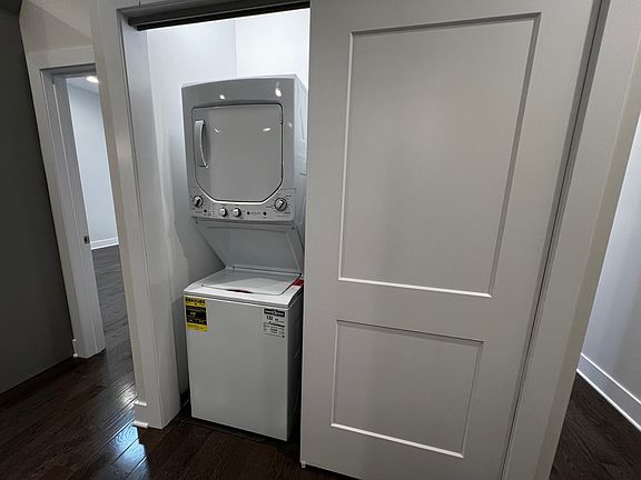 4th image of 4819 Main St #203