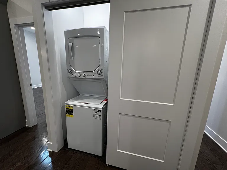 4819 Main St #203 — Photo 4