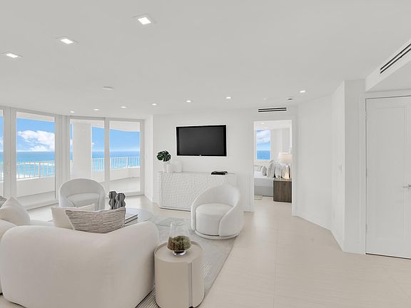 2nd image of 550 S Ocean Boulevard #1001