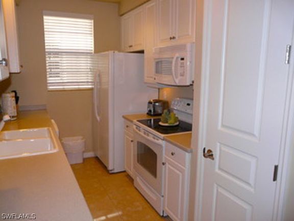 4th image of 4633 Estero Blvd #B203