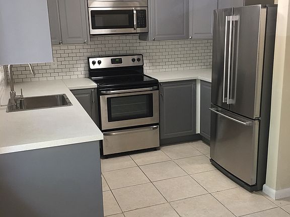 2nd image of 5216 SW 91st Ave APT 3
