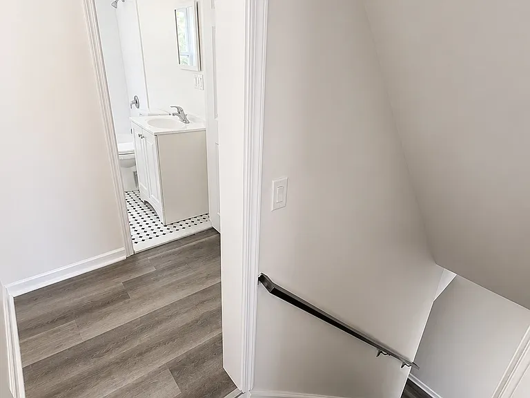 2519 N Mutter St — Photo 5