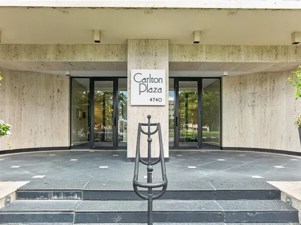 4740 Roanoke Pkwy APT 402, Kansas City, MO 64112