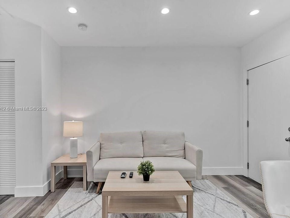 1st image of 5821 NW 1st Ave #72