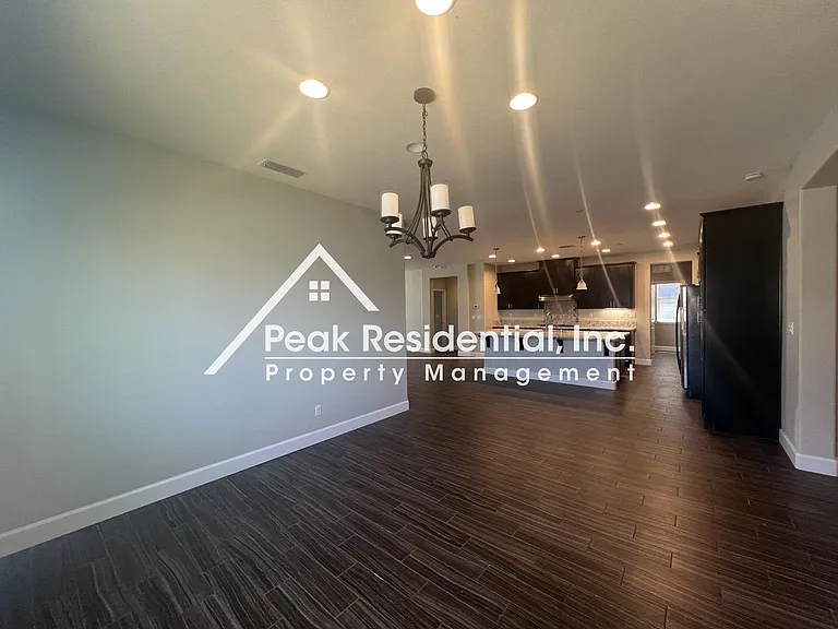 9369 Sierra Creek Dr — Photo 5