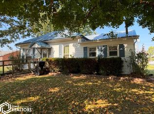 107 E Jackson St, Salem, IA 52649