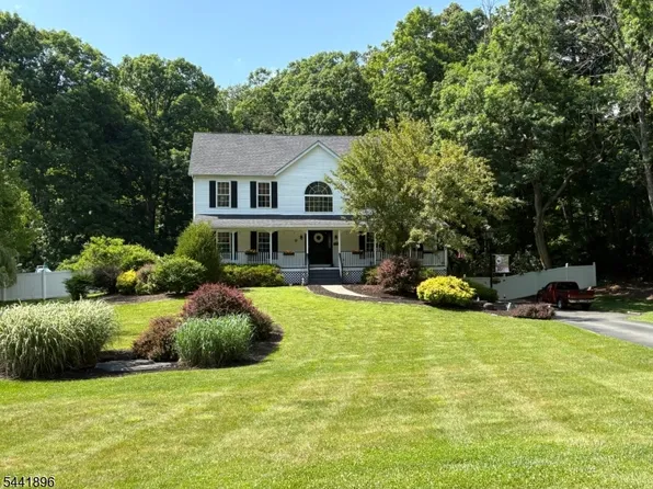 15 Tanglewood Drive, Andover Twp., NJ 07848