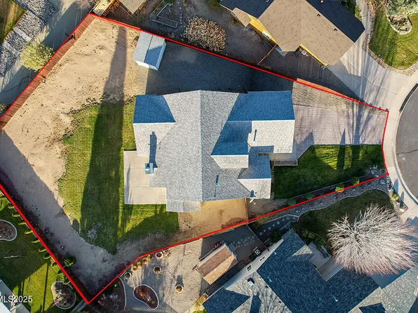 1290 Saddlehorn Ct, Minden, NV 89423