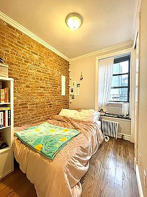3rd image of 280 Mott St #19