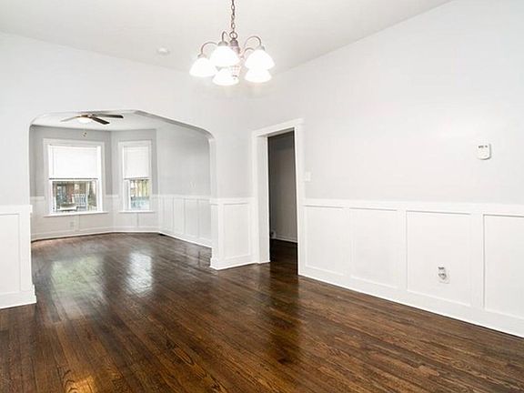 5th image of 6429 S Hermitage Ave #1