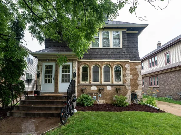 4112 N Woodburn STREET #4114, Shorewood, WI 53211
