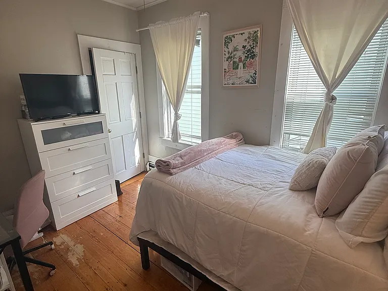 186 L St #3 — Photo 11