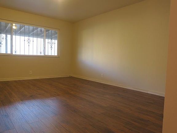 2nd image of 1443 Kilchoan Ct