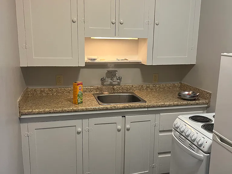 7 Bank St #24 — Photo 1