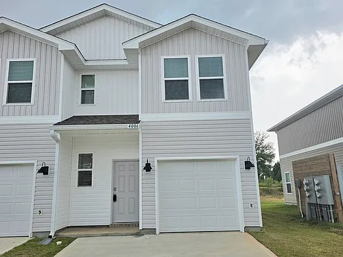 4006 Pendragon Cir Photo 1 4006 Pendragon Cir Photo 1