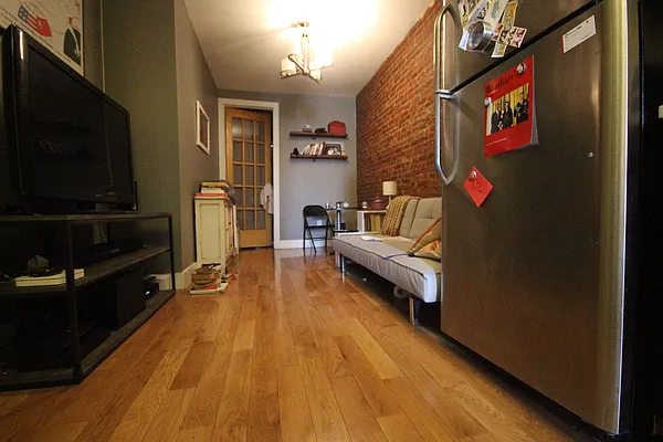 Rented by Nooklyn NYC LLC | media 15