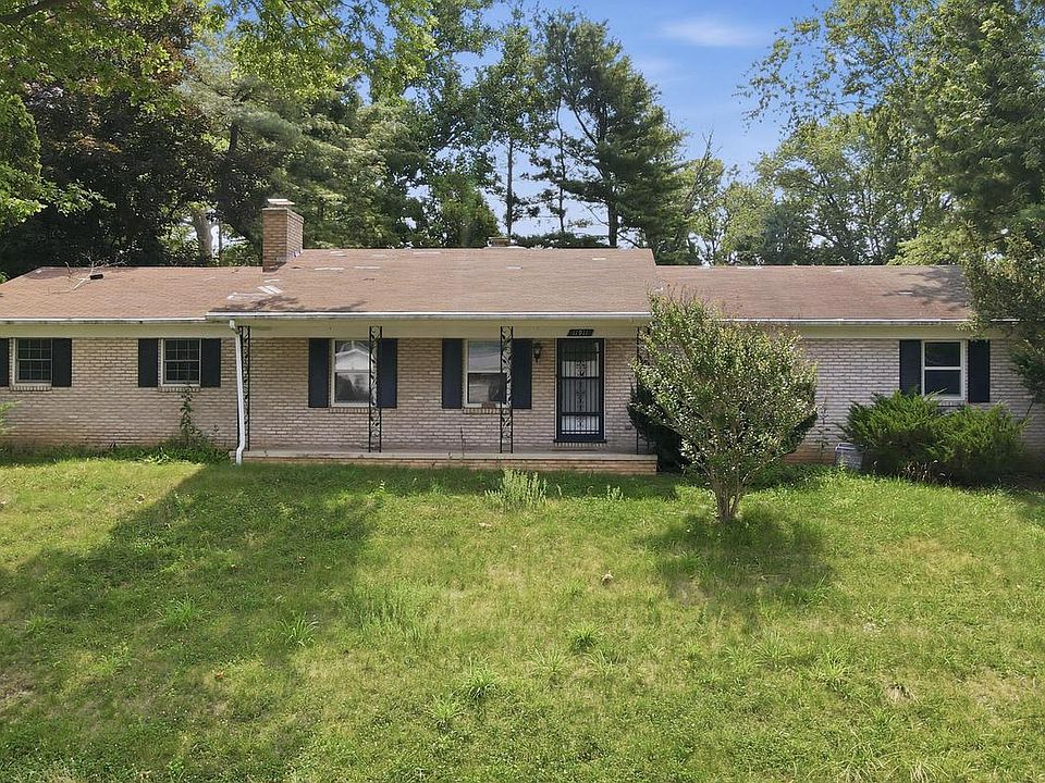 1st image of 11911 Sycamore Dr