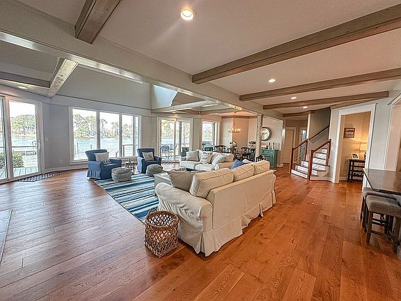 3rd image of 165 N Teachs Point Rd