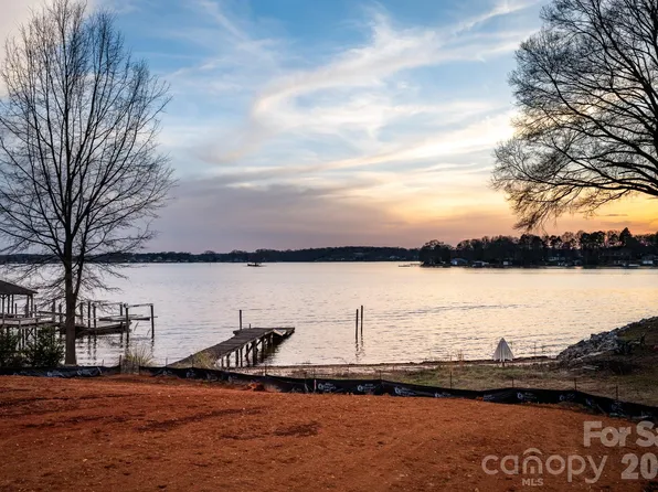 4673 Kiser Island Rd, Terrell, NC 28682