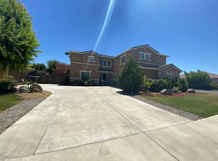 6227 W Delaware Ct, Visalia, CA