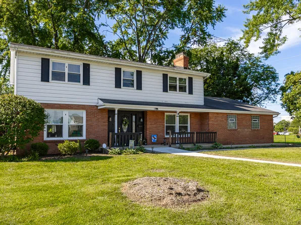 1914 W Acres Rd, Joliet, IL 60435