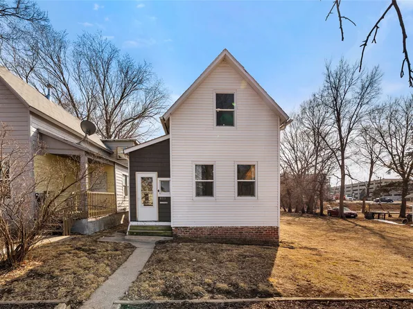 813 Lyon St, Des Moines, IA 50309