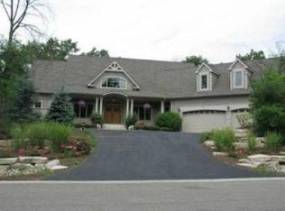 9 Brierwoods Ln, Hawthorn Woods, IL 60047