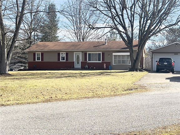 2nd image of 4343 Woodville Pike