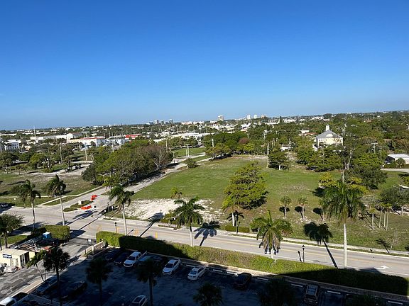 4th image of 2600 N Flagler Dr #1001