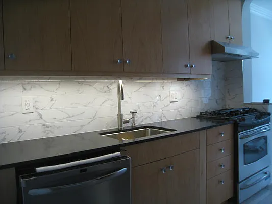 Rented by Alexiou Realty | media 21
