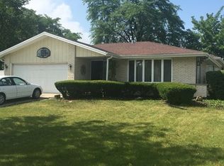 8800 Timber Ct, Tinley Park, IL 60487