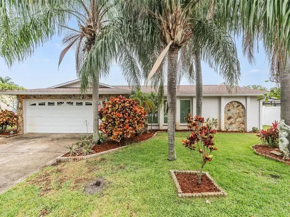 12073 Bonnie Ter, Seminole, FL 33772