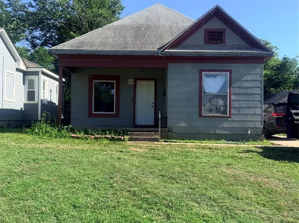 1812 NW 32nd St, Oklahoma City, OK 73118
