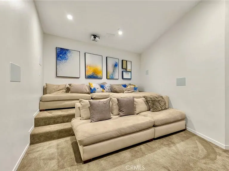8835 Evanview Dr — Photo 12