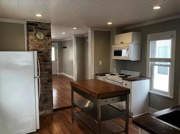 457 E 10th St, Winona, MN 55987