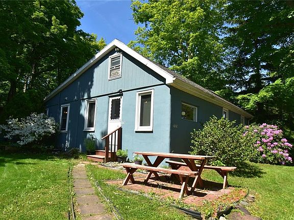 5th image of 7478 Phelps Ave