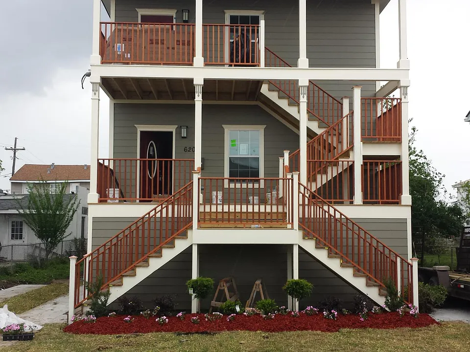 6208 Pasteur Blvd