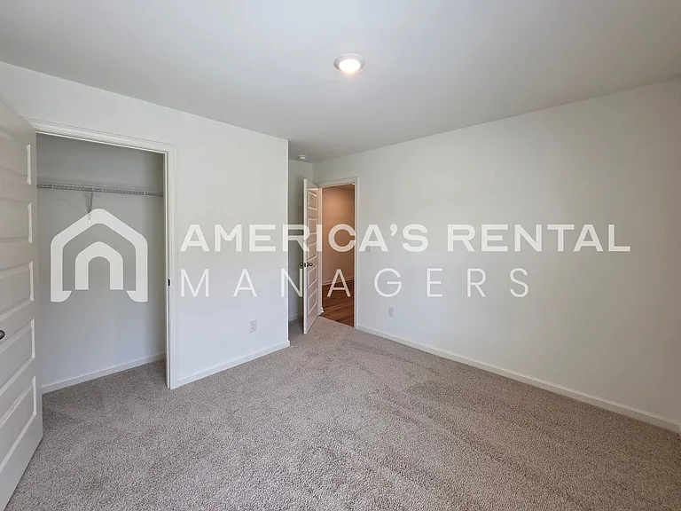 213 Koslin Loop — Photo 13