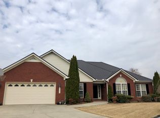 2906 Lake Pointe Ct SW, Decatur, AL 35603