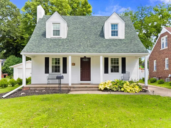 108 N Fairway Dr, West Peoria, IL 61604