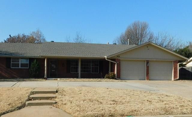 1st image of 402 Merkle Dr