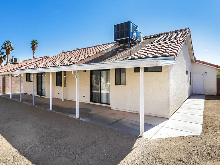 1330 White Dr — Photo 16