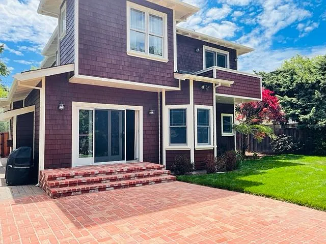 734 Chimalus Dr — Photo 32